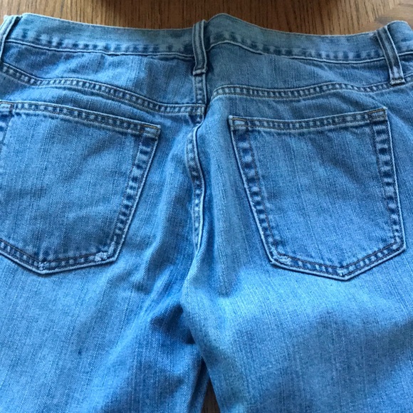 Old Navy Loose Fit Blue Jeans - Picture 3 of 6